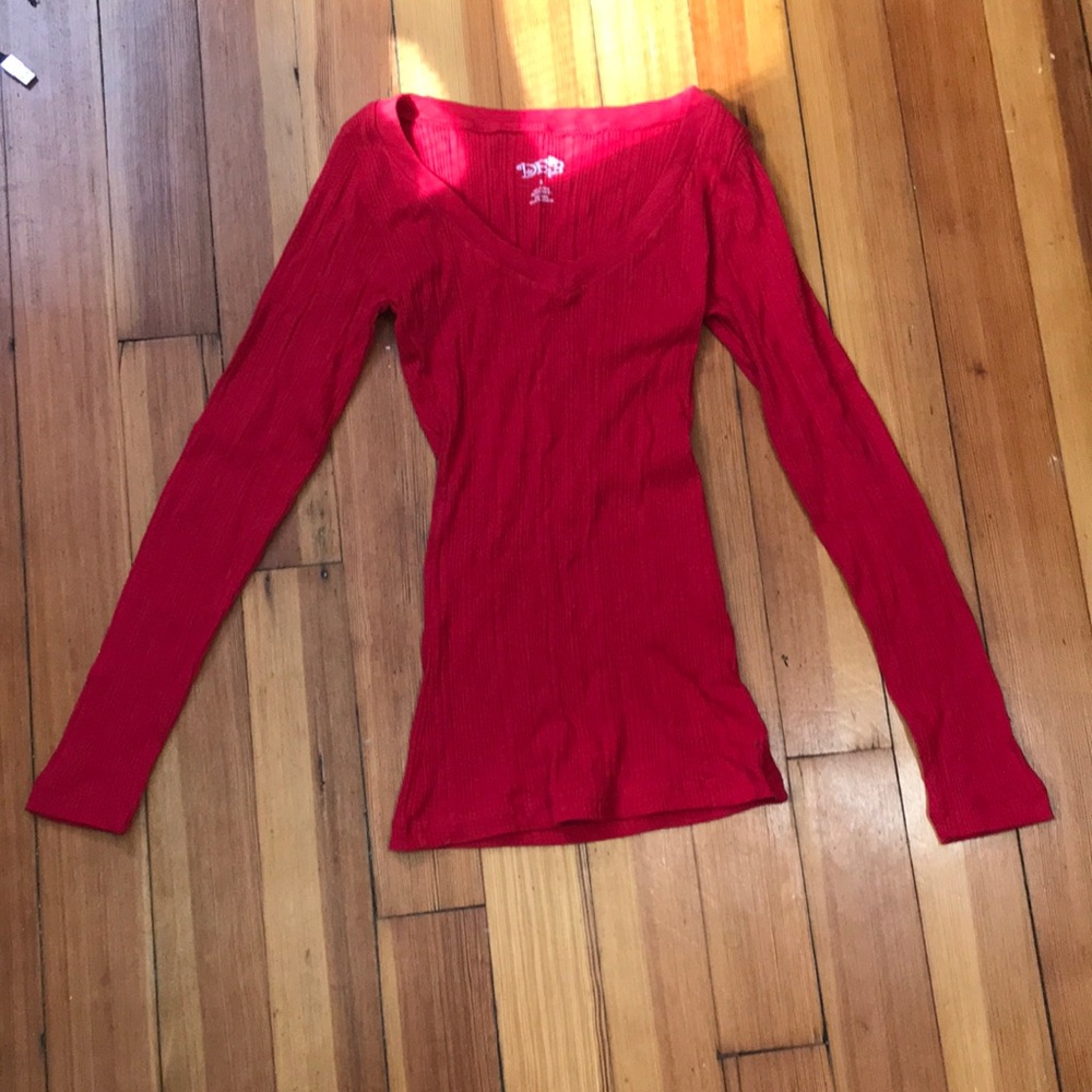 Deb Crimson Ribbed V-Neck Long-Sleeved Top